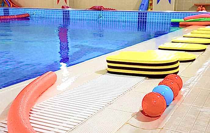 Acıbadem bebek Yüzme Kursu